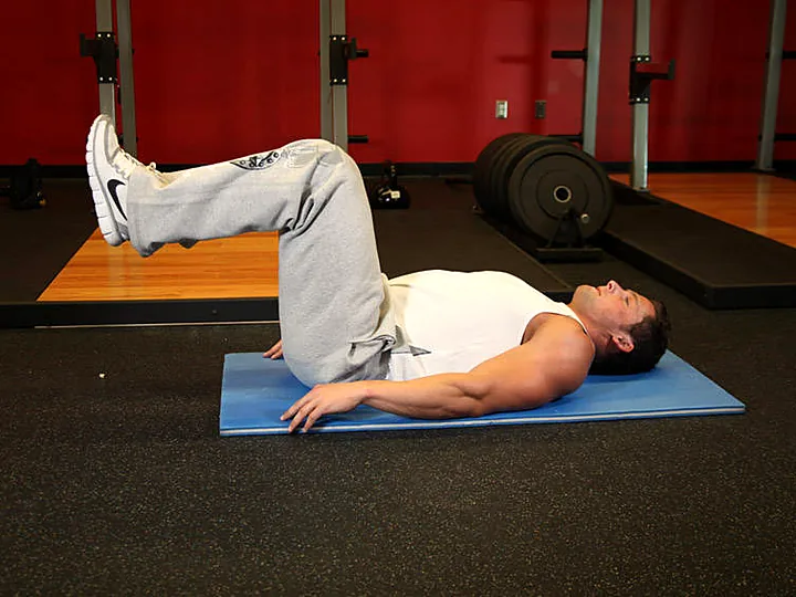 Reverse Crunch: starting position